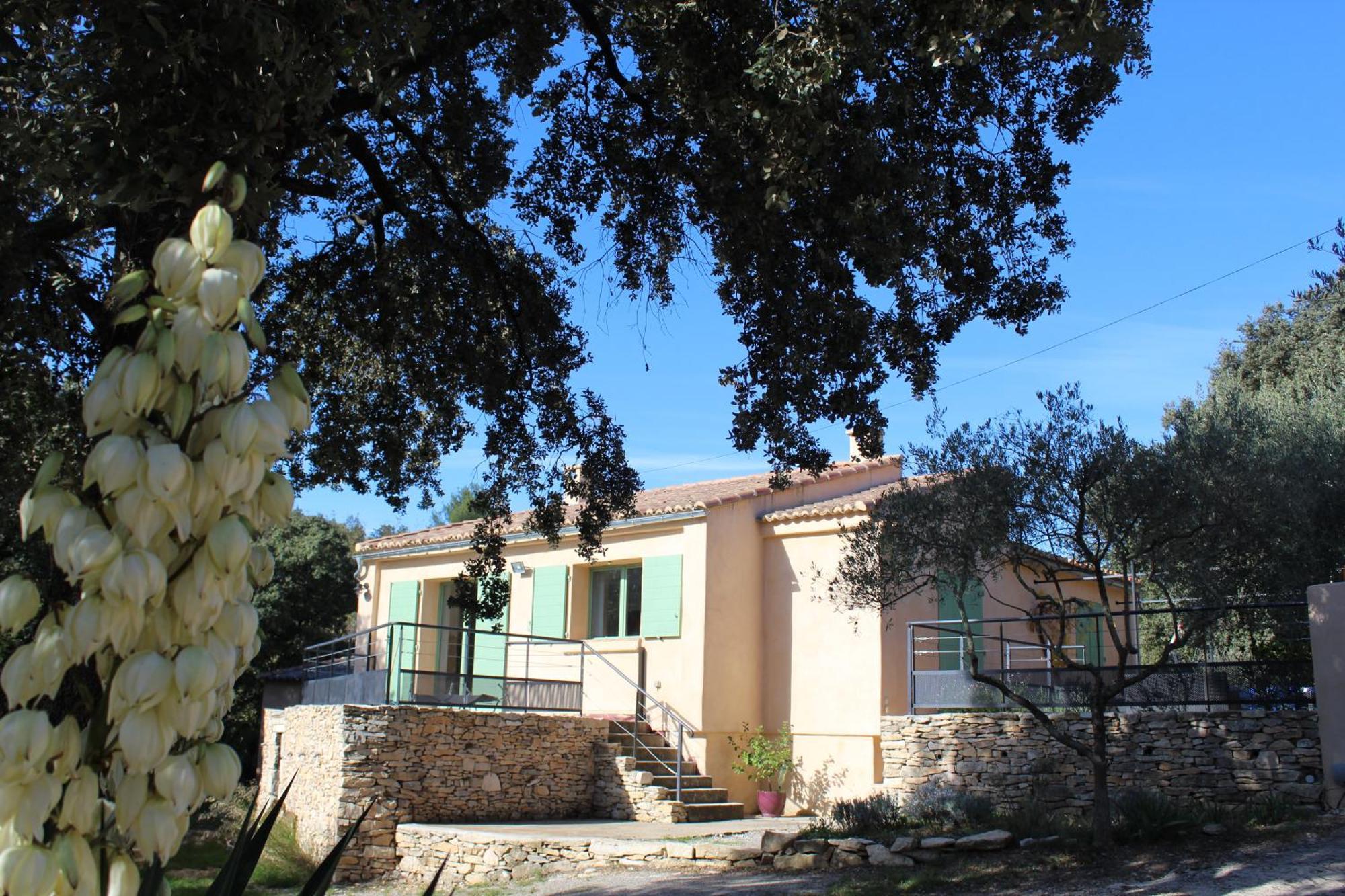 Villa Pierre Blanche Le Calme A 5Mn Du Centre Ville Nîmes Buitenkant foto