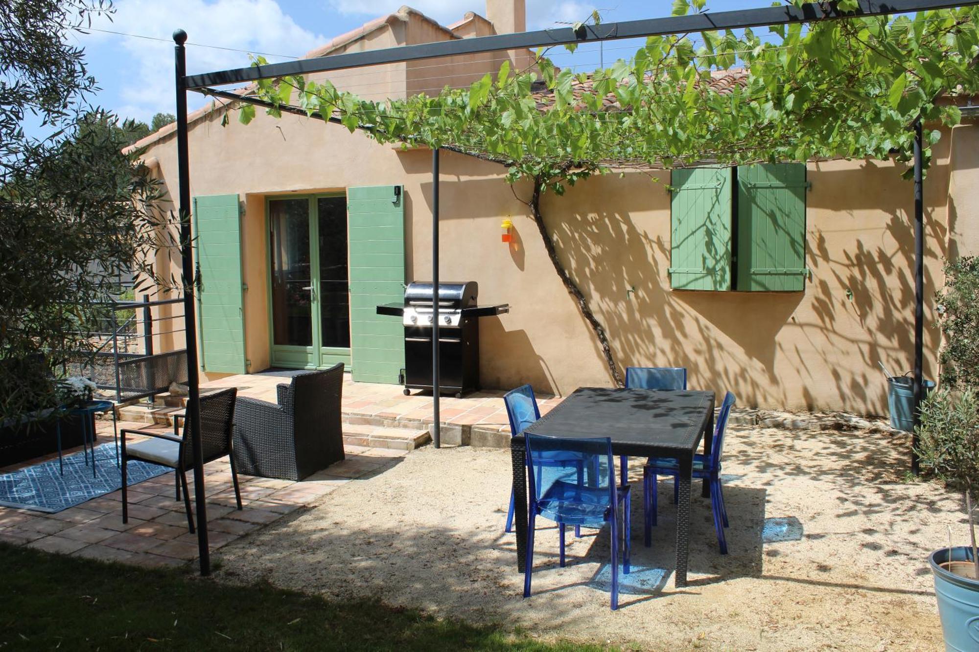 Villa Pierre Blanche Le Calme A 5Mn Du Centre Ville Nîmes Buitenkant foto
