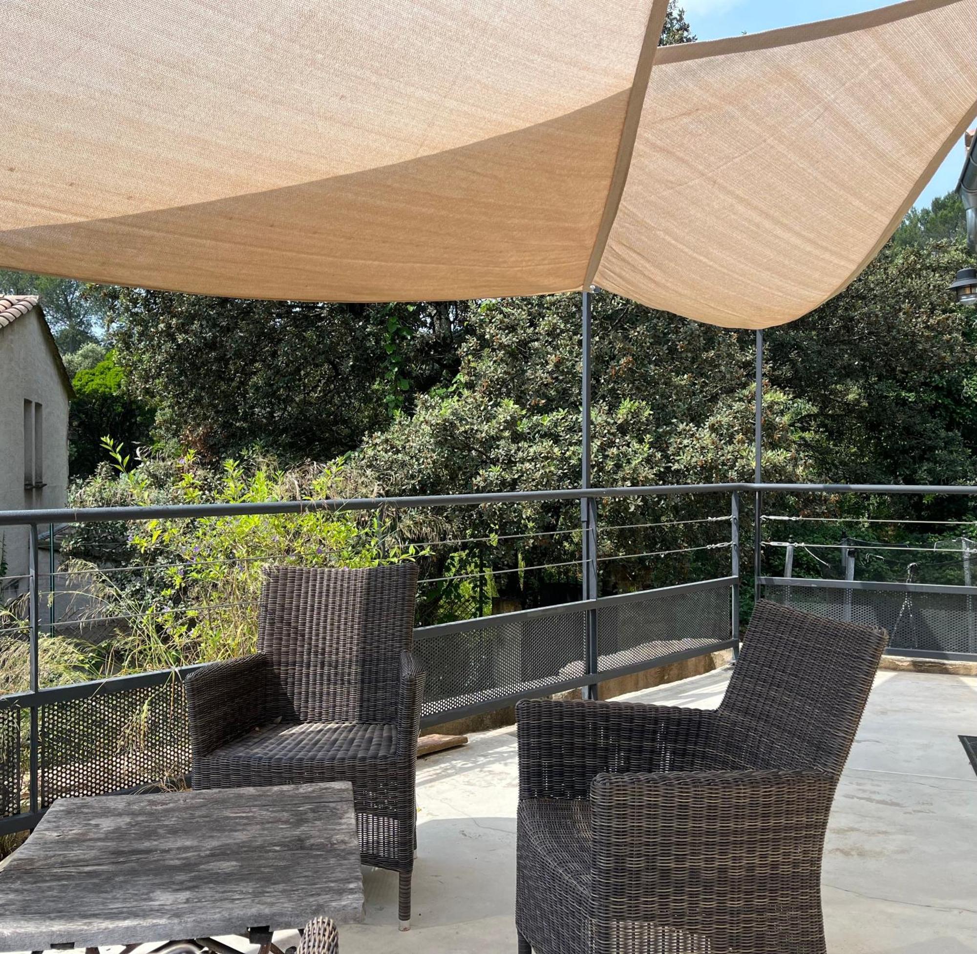 Villa Pierre Blanche Le Calme A 5Mn Du Centre Ville Nîmes Buitenkant foto